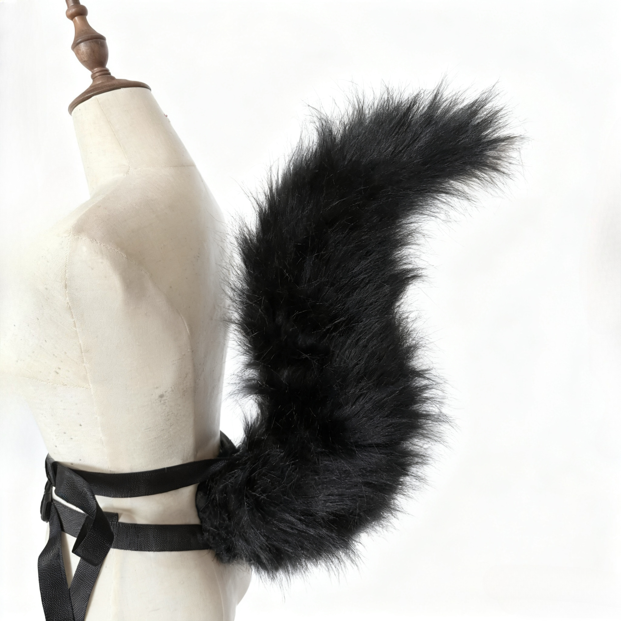 New Hand Made Work Black Squir - огляд і ціна Cosplay Prop Works