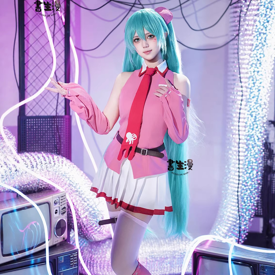 Anime MMiLku Gloomy Bear Cross - огляд і ціна Cosplay Prop