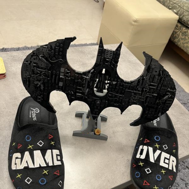 2026 New 678pcs Bat-Signal Log - огляд і ціна Cosplay Bat Prop